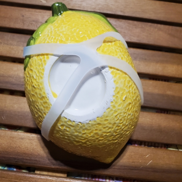 🍋Lemon Shape 4 Piece Ceramic Measuring Cups & 4 Piece Measuring Spoons Set. - Picture 6 of 12